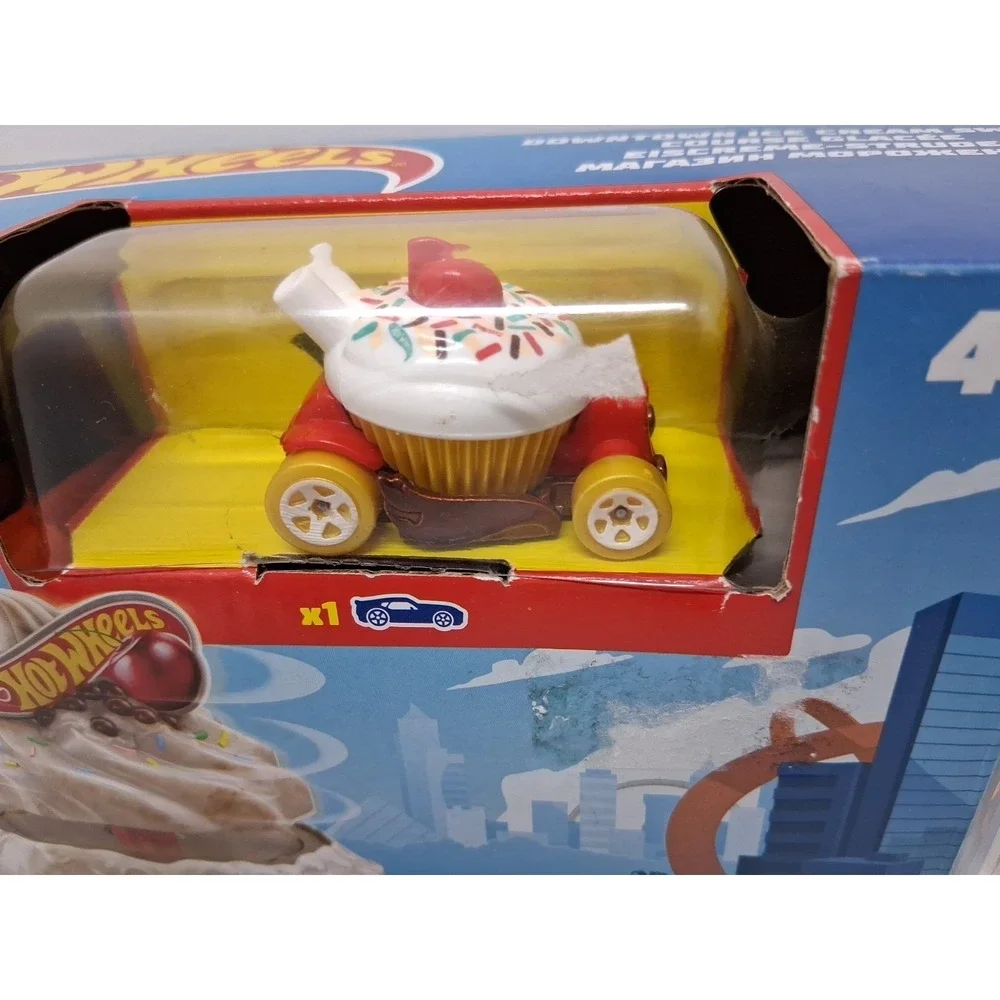 2023 Hot Wheels Downtown Ice Cream Swirl Playset With Car